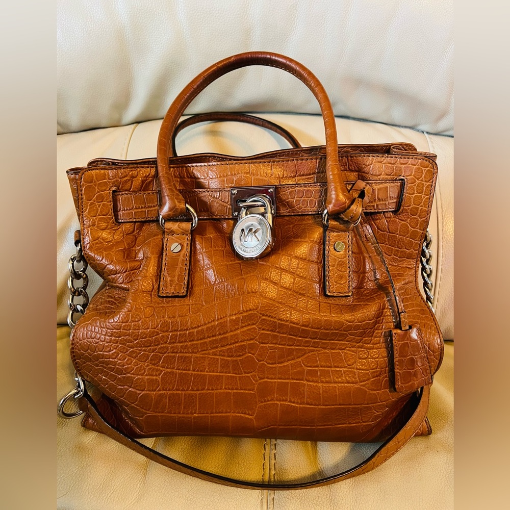 Michael Kors Large lock tote! Croc embellished leather! Rich brown!